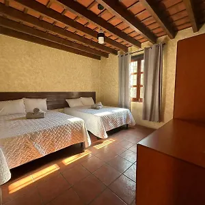 Habitación en casa particular Casa Heroes